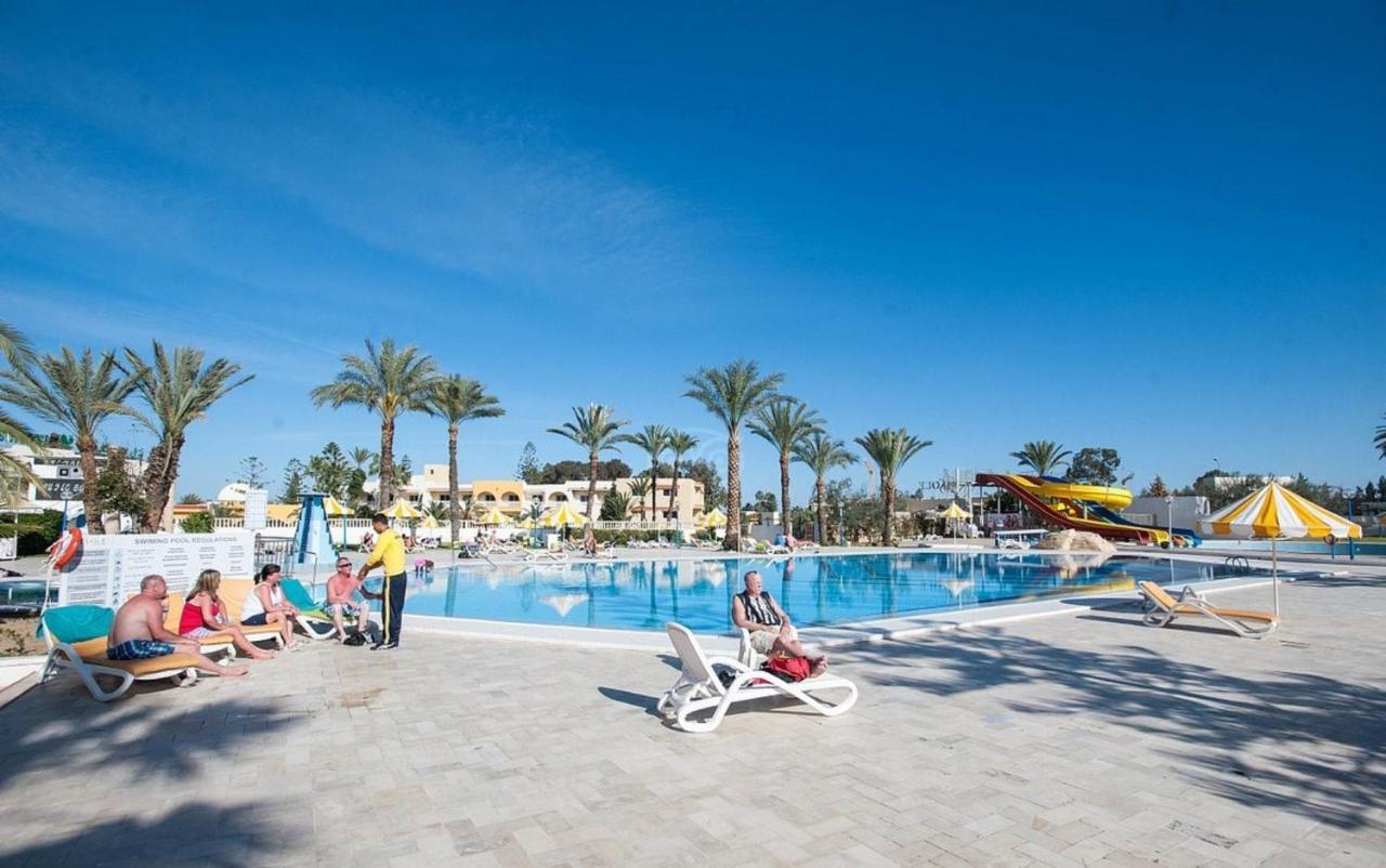 Riviera Hotel - Family Only Port El Kantaoui Eksteriør billede