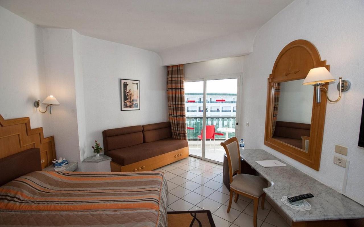 Riviera Hotel - Family Only Port El Kantaoui Eksteriør billede